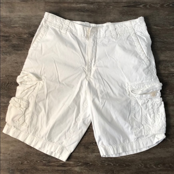 JCrew broken-in Cargo Shorts, white 32 - Picture 3 of 4